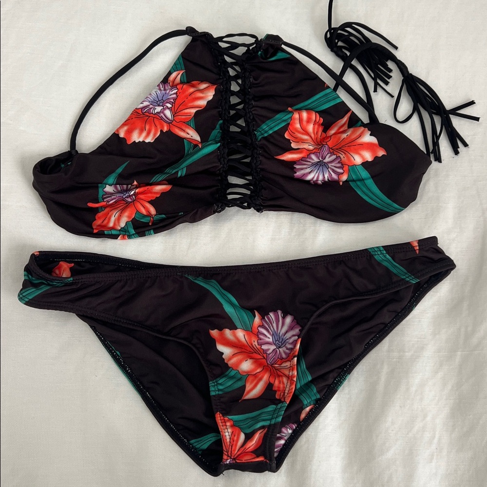 Indah Bikini New w tags size Small runs small